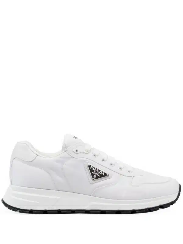 Prada side logo-plaque low-top sneakers - Wit