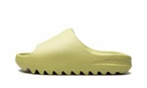 adidas Yeezy Slide "Resin 2022" Shoes - Size 4