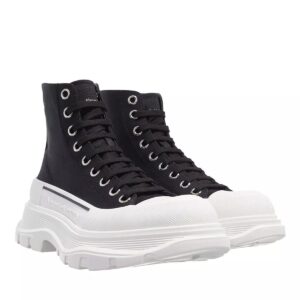 Alexander McQueen Sneakers - Boots With Profile Sole in zwart