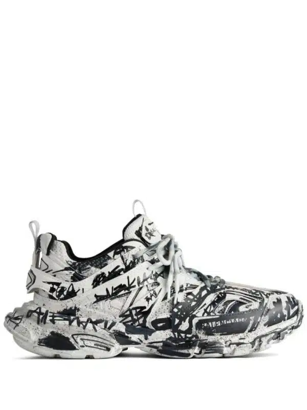 Balenciaga Track graffiti-print chunky sneakers - Wit