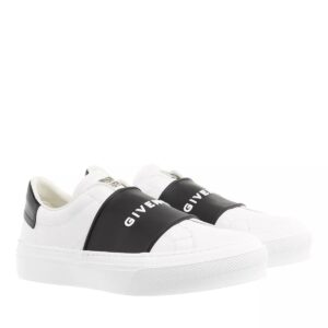Givenchy Sneakers - City Sport Sneakers in wit