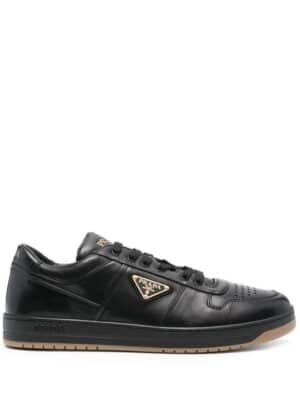 Prada enamel-triangle leather sneakers - Zwart